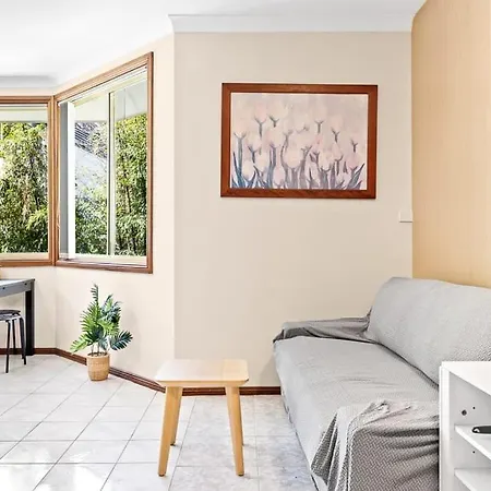 Double Room In Gordon Near Train & Bus Sleeps 1 Pymble Exterior photo